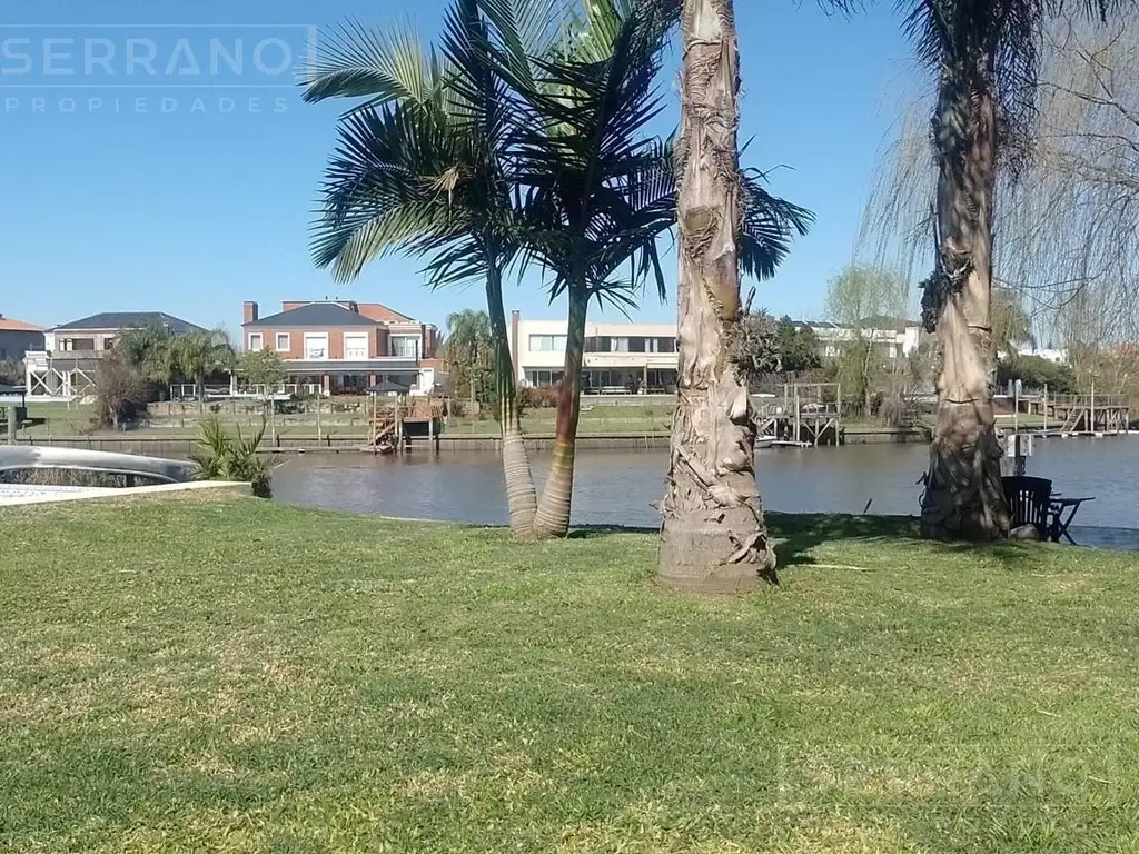 Casa en Alquiler Temporal. 3 Dormitorios con Pileta y Muelle al Rio. San Benito, Villanueva