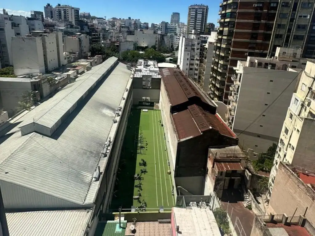 Excelente Ubicación, 2amb C/ Balcon y Cochera.