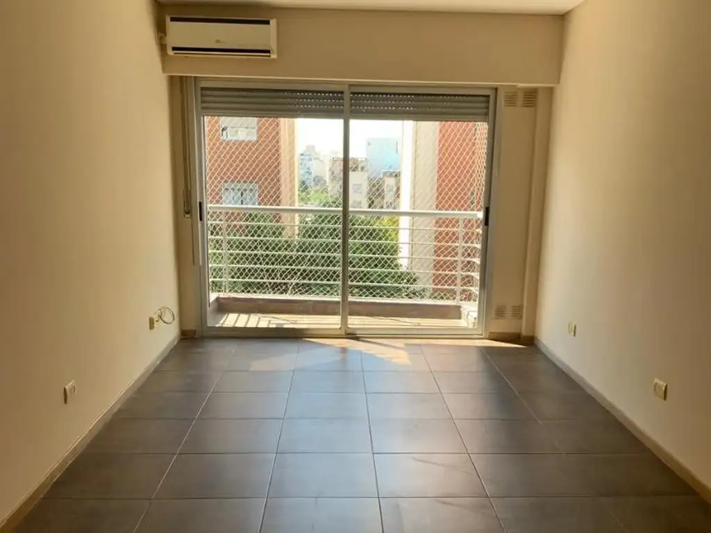 ALQUILER - DEPARTAMENTO MONOAMBIENTE CON BALCÓN - CABALLITO