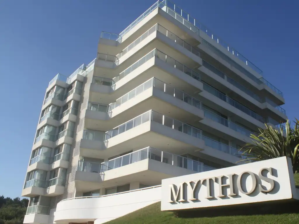 Departamento en  PUNTA DEL ESTE (EDIFICIO MYTHOS)