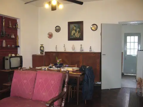 Casa en Venta - 3 ambientes - USD 130.000