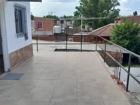 2 AMBIENTES EN MUY BUENA UBICACION!