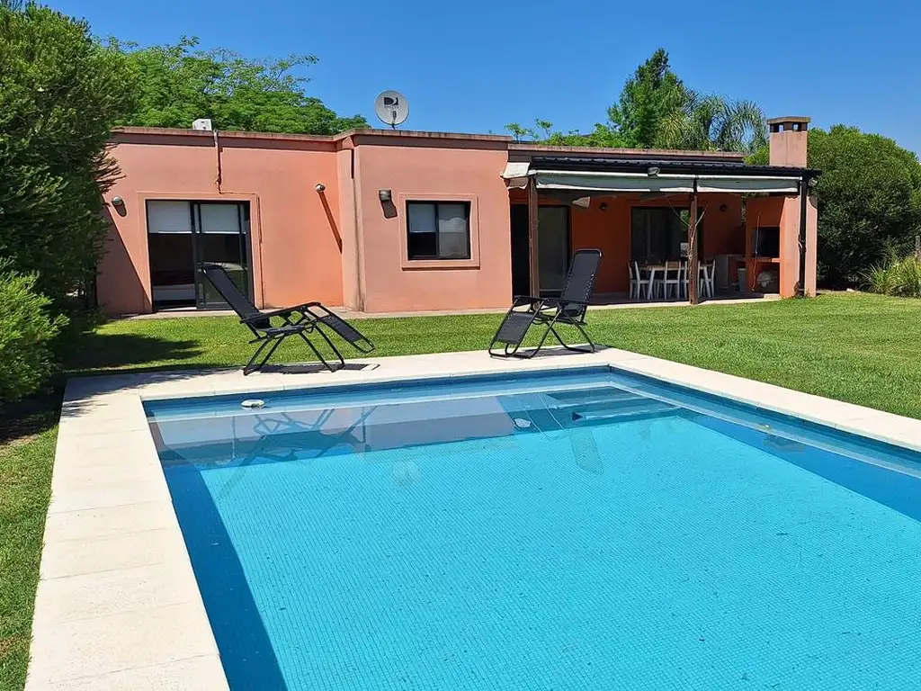 Casa en San Marco - Complejo Náutico Villanueva - Tigre - Amoblada Venta y Alquiler - Lote Interno