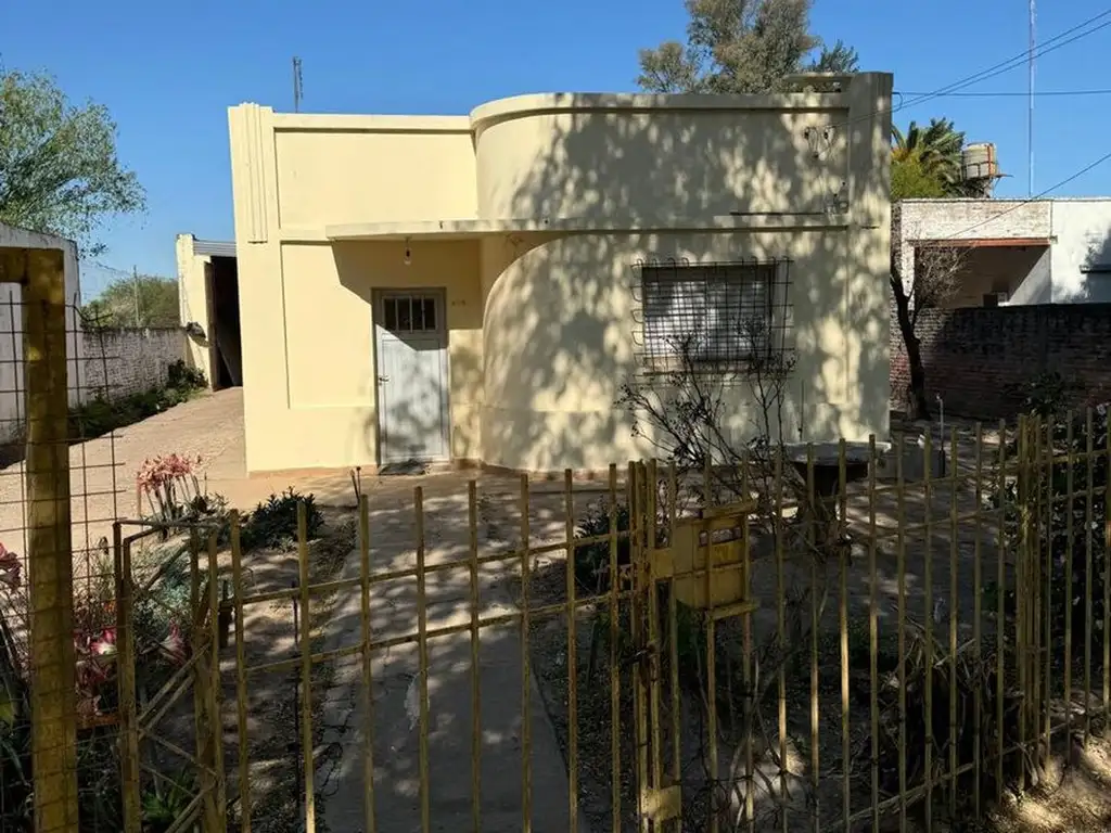 CASA CON GALPON MAS EXTENSO TERRENO EN RECREO