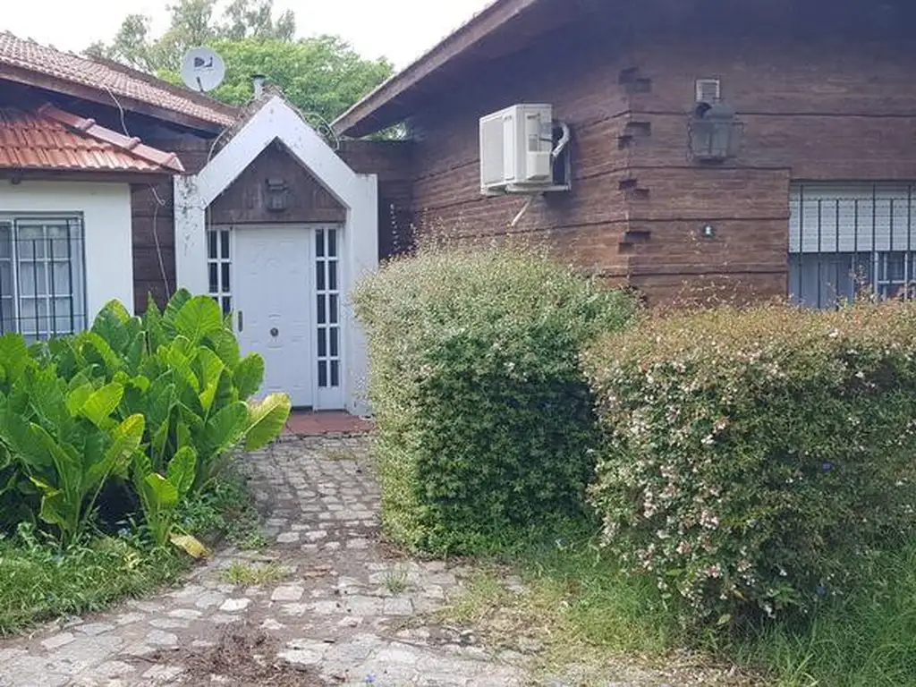 Quinta Villa La Ribera - Sobre la ruta y con bajada al río.