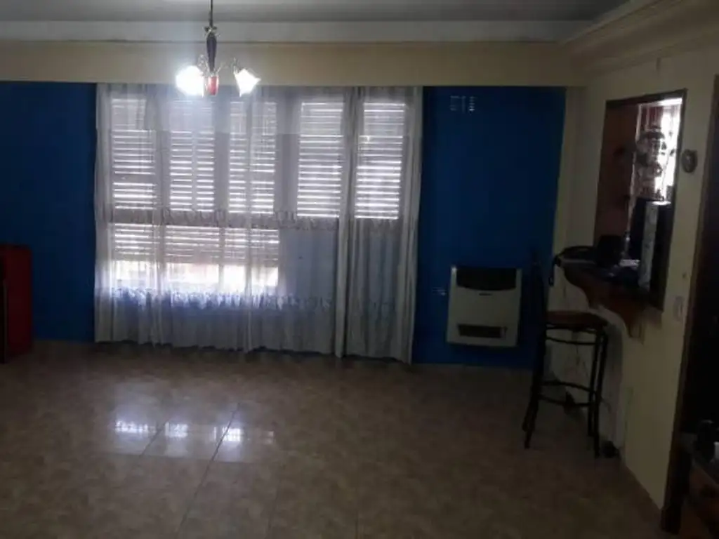 Se vende departamento con cochera