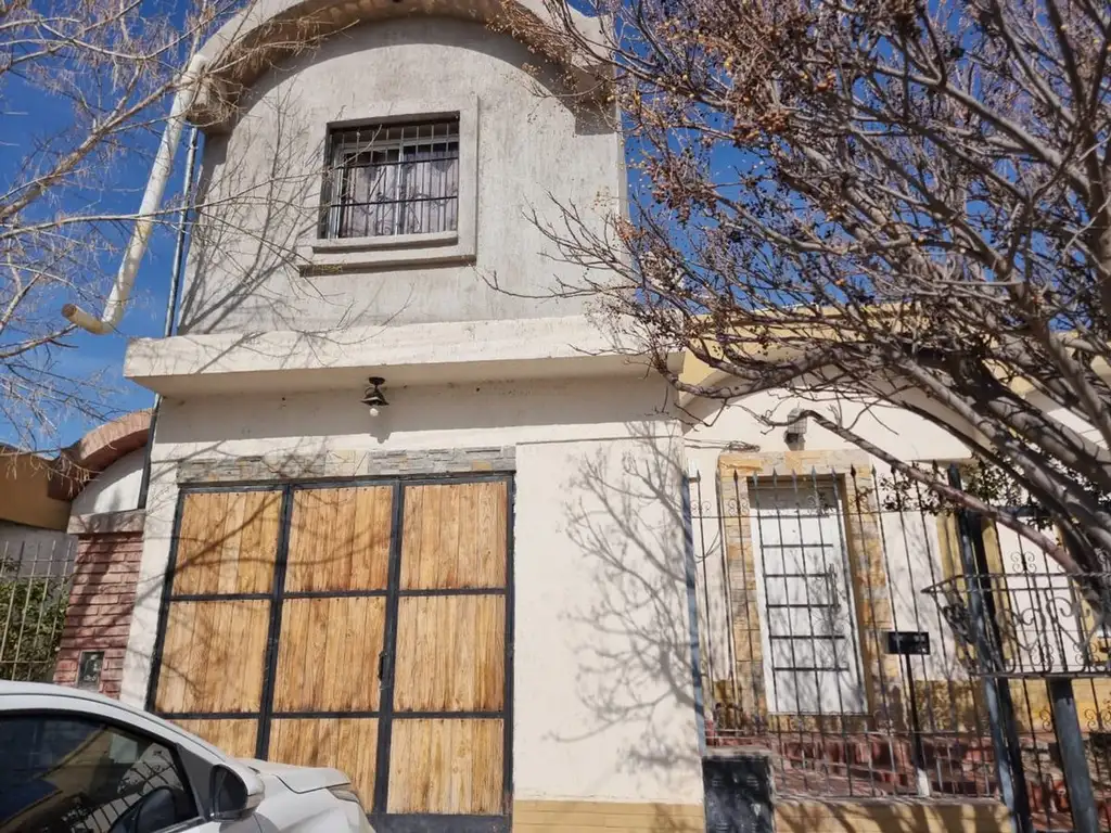 CASA EN VENTA B° 12 DE JUNIO NORTE