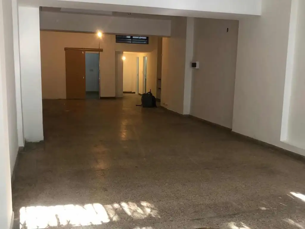 Local en venta - oficina - 2 baños - 180Mts2 - Balvanera