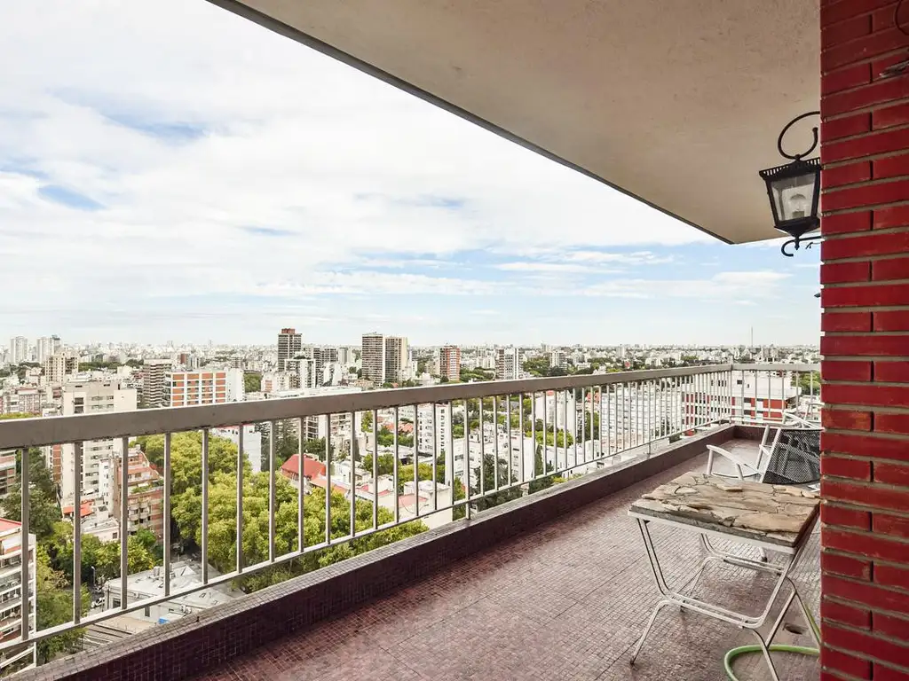 VENTA - SEMIPISO - 4 AMB - 3 DORM - BALCON ATERRAZADO - VISTA PANORAMICA - COCHERA - BELGRANO R