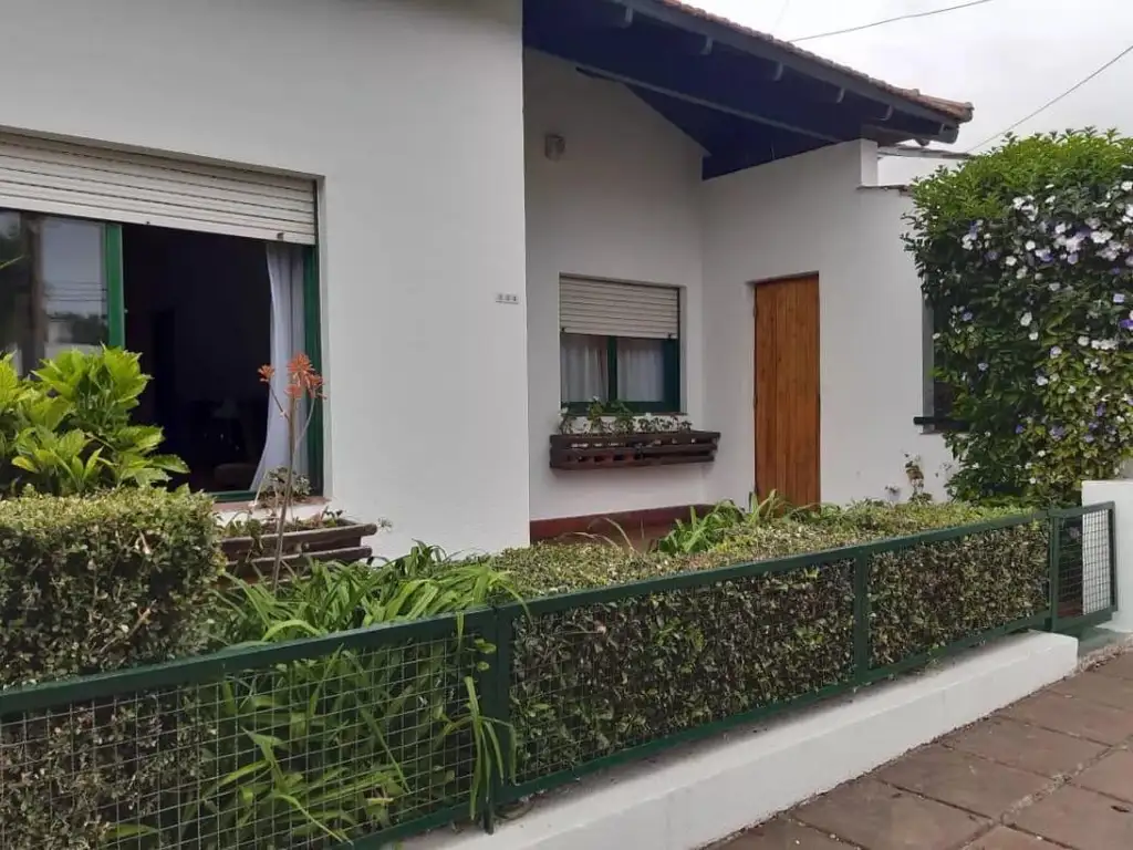 Casa en venta - 4 Dormitorios 2 Baños - Cochera - 250Mts2 - Tandil