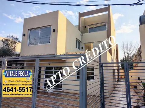 DUPLEX 3 AMB C/COCHERA Y PATIO EN CASTELAR ZONA RESIDENCIAL