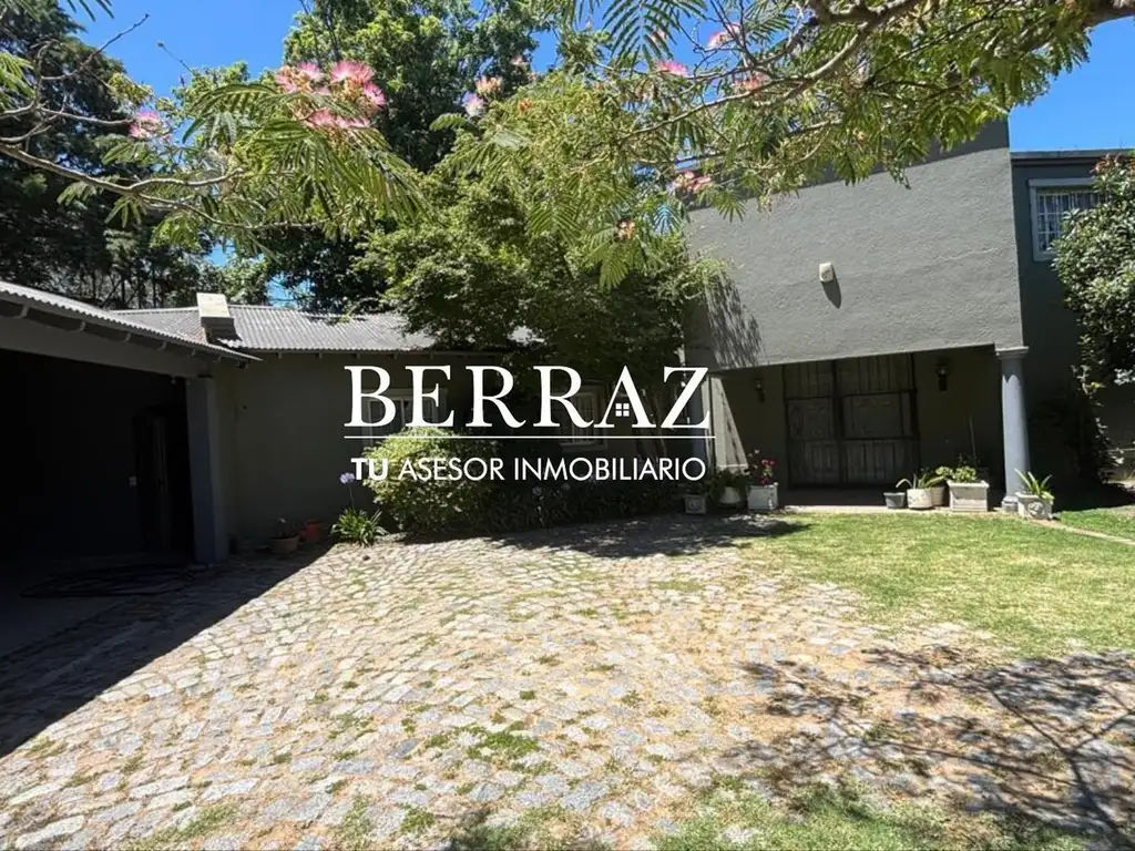 Casa Venta 3 Dormitorios Barrio La Retama Lote de 3500 m2 Pilar