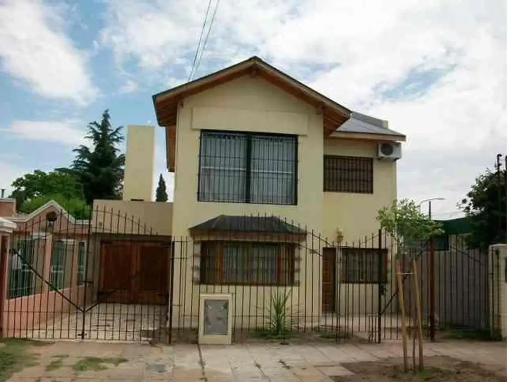 Casa en Venta B° Ariel del Plata