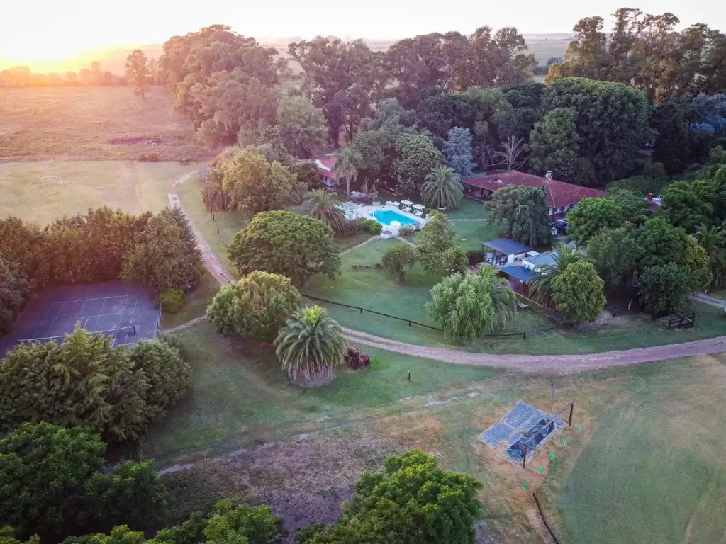 HOTEL DE CAMPO Y SALON DE EVENTOS EN ALQUILER/ ESTANCIA TURISTICA OPORTUNIDAD DE NEGOCIO