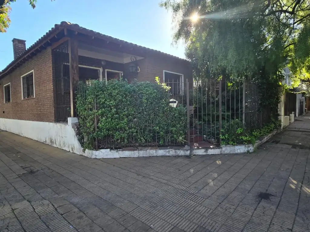 Casa en Venta - Ituzaingo Sur - Pacheco al 800