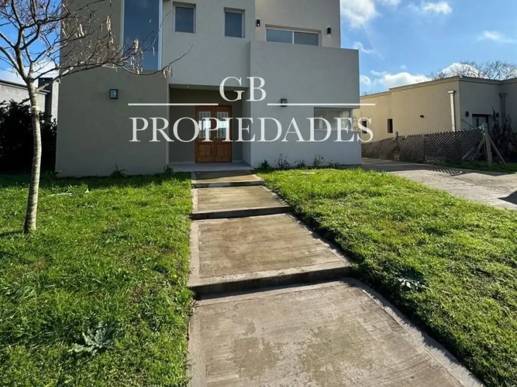 Venta de Casa 5 AMBIENTES en Santa Elena, Pilar