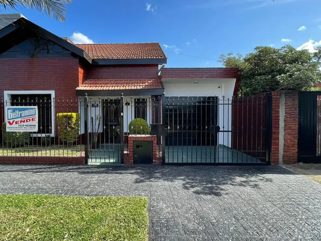 CASA EN VENTA MERLO - PARQUE SAN MARTIN