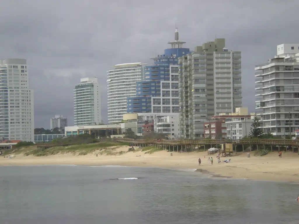 Departamento en alquiler temporal en Ed fte mar parada 2 Mansa