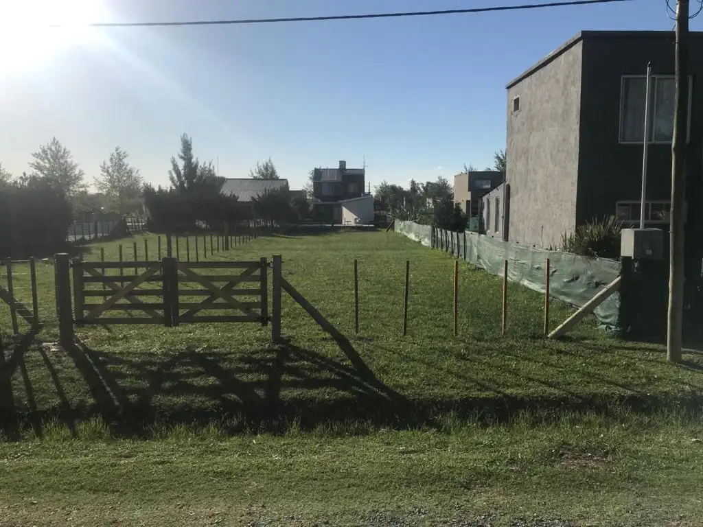 Terreno en venta - 380mts2 - 10x38 - Domselaar