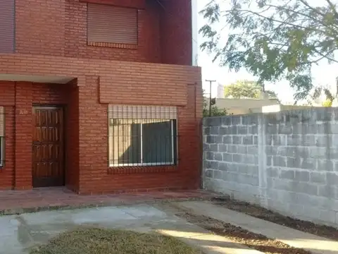 Amplio Chalet de 6 ambientes en Don Torcuato