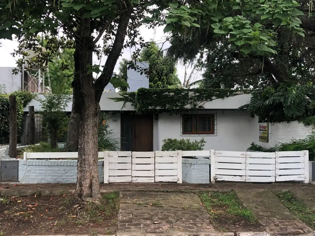 Casa - Venta - Argentina, Berazategui - CALLE 364 1076