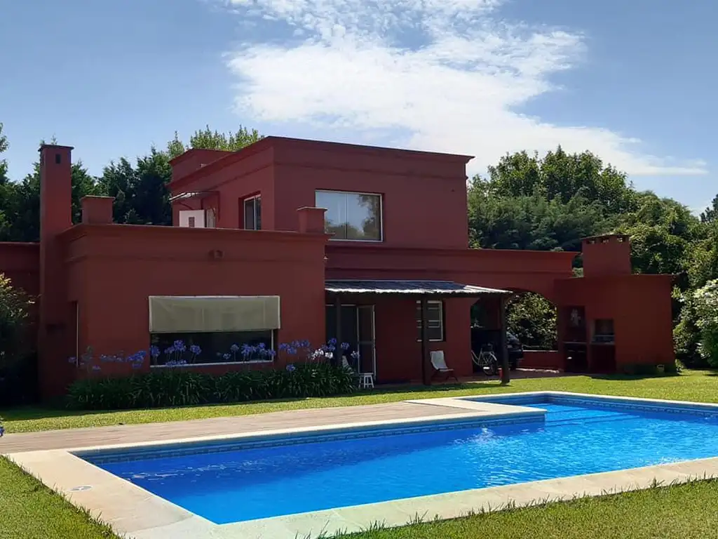 Venta - Casa - Barrio Privado San Joaquin - Exaltación de la cruz