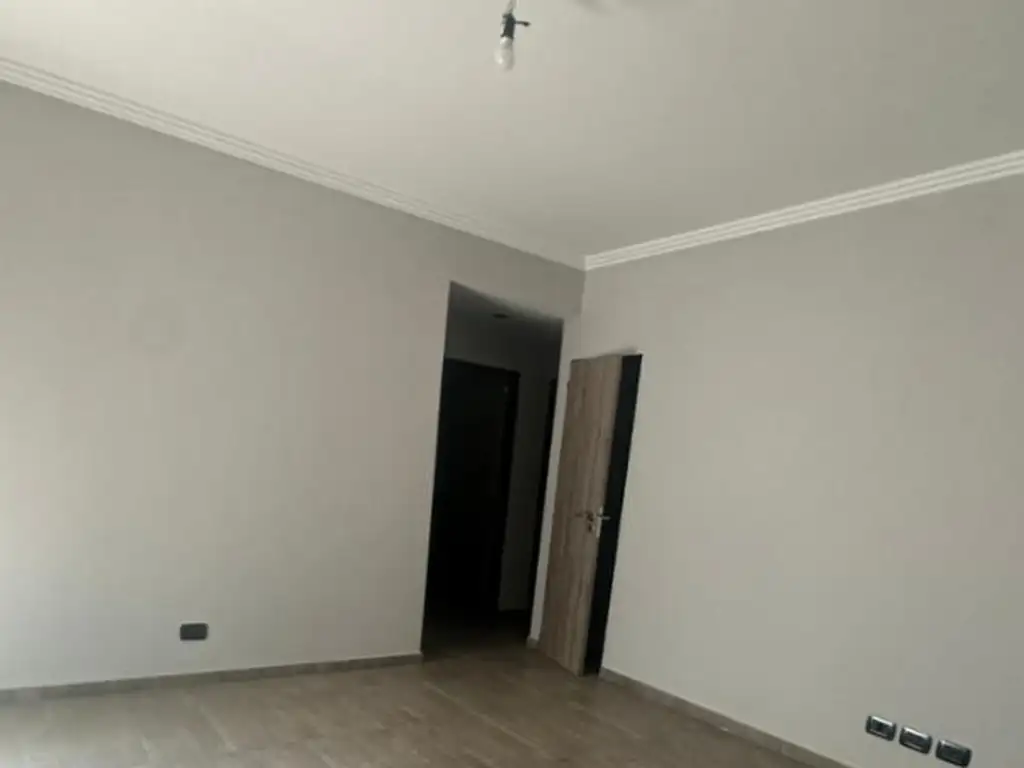 VENTA PH 3 AMB CON BALCON Y PATIO , DOS HAB , DOS BAÑOS