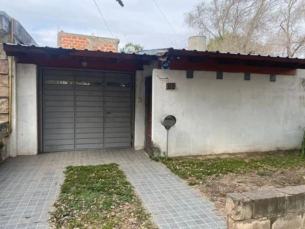 VENTA CASA B°PARQUE LICEO 1ERA SECCION APTO BANCOR