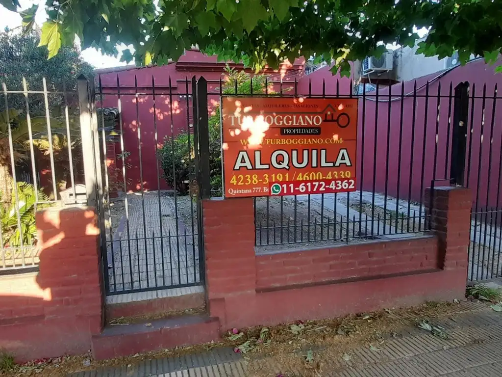 ALQUILER DE CASA CENTRICA