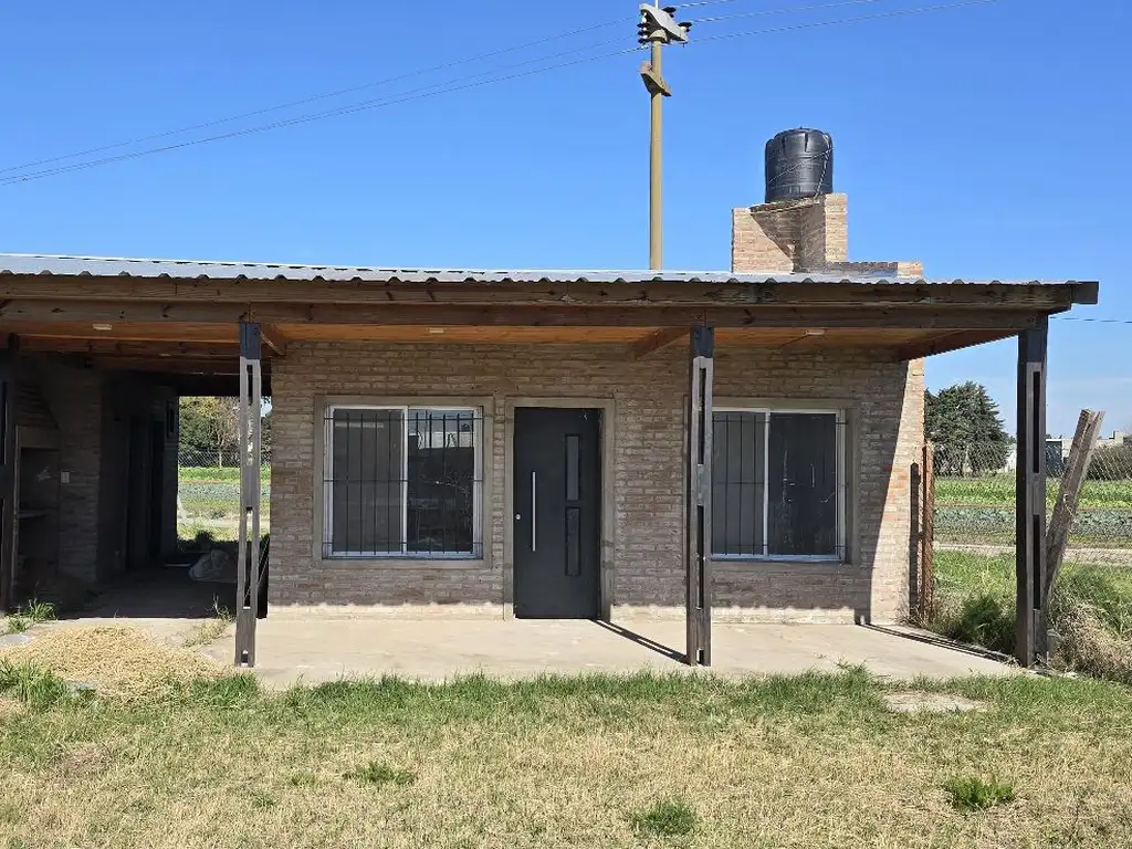 Casa en Ecopueblo Peral 1167