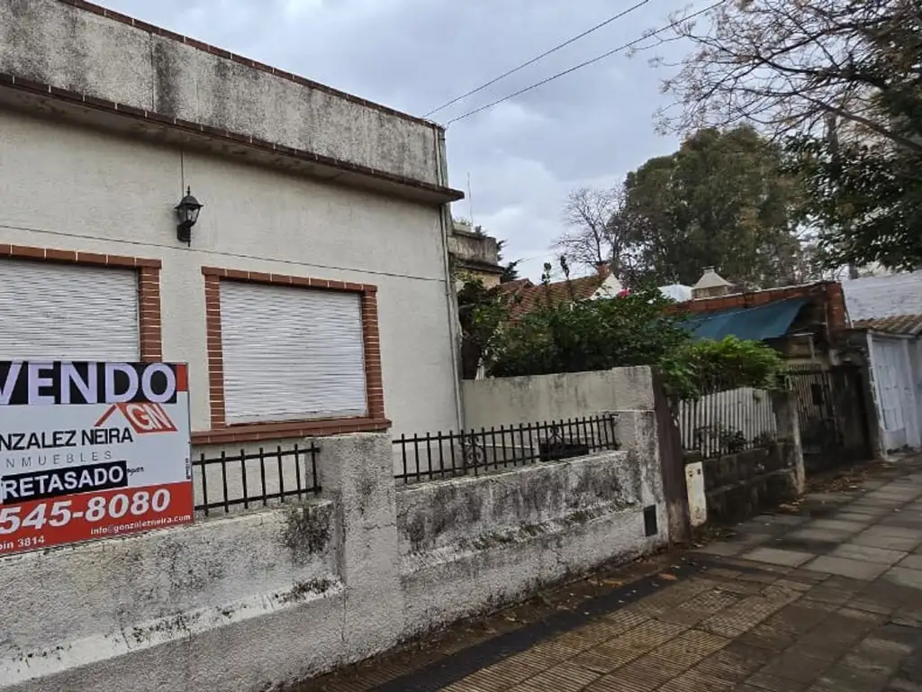 RETASADA  CASA 3 AMBIENTES LOTE PROPIO A REFACCIONAR