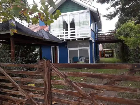 Departamento dos dos dormitorios, dos baños a una cuadra del mar