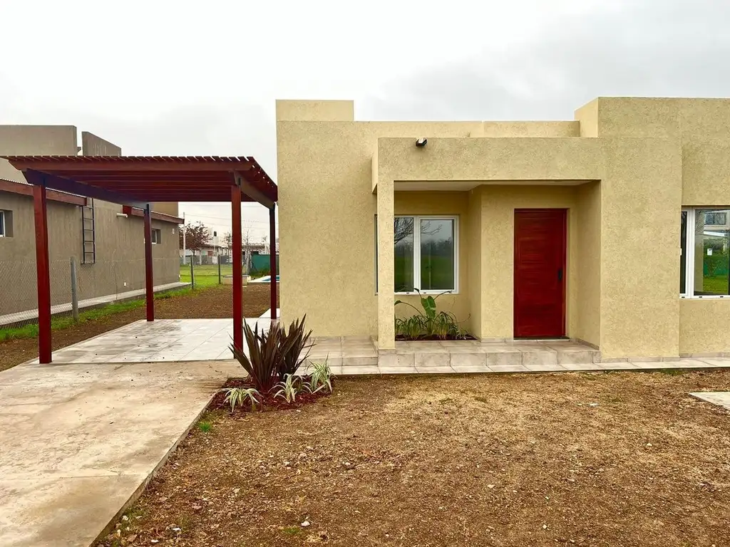 Casa dos dormitorios a estrenar. Las Casuarinas.