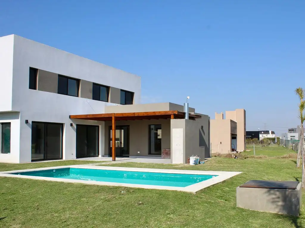 Venta Casa 5 ambientes en  Maschwitz