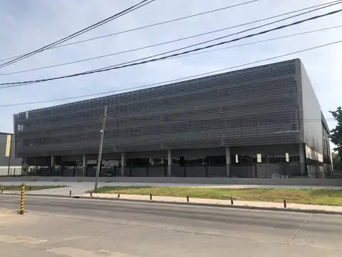 Excelente Inmueble corporativo en Parque Industrial Tigre