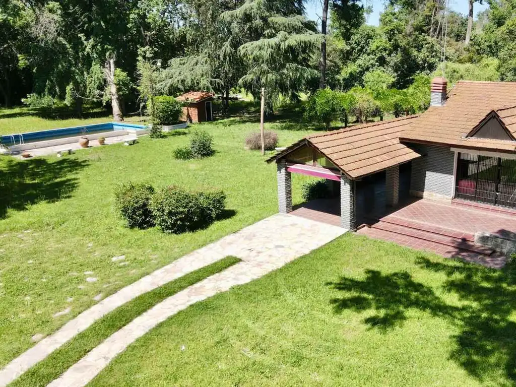 QUINTA EN LOMA VERDE 5 AMBIENTES 1HA EXCELENTE