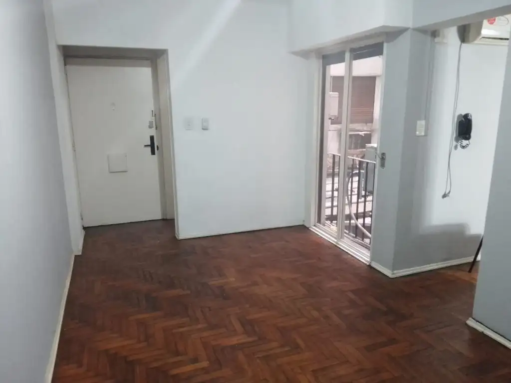 Departamento - Venta - Argentina, Capital Federal - PTE. LUIS SAENZ PEÑA 600