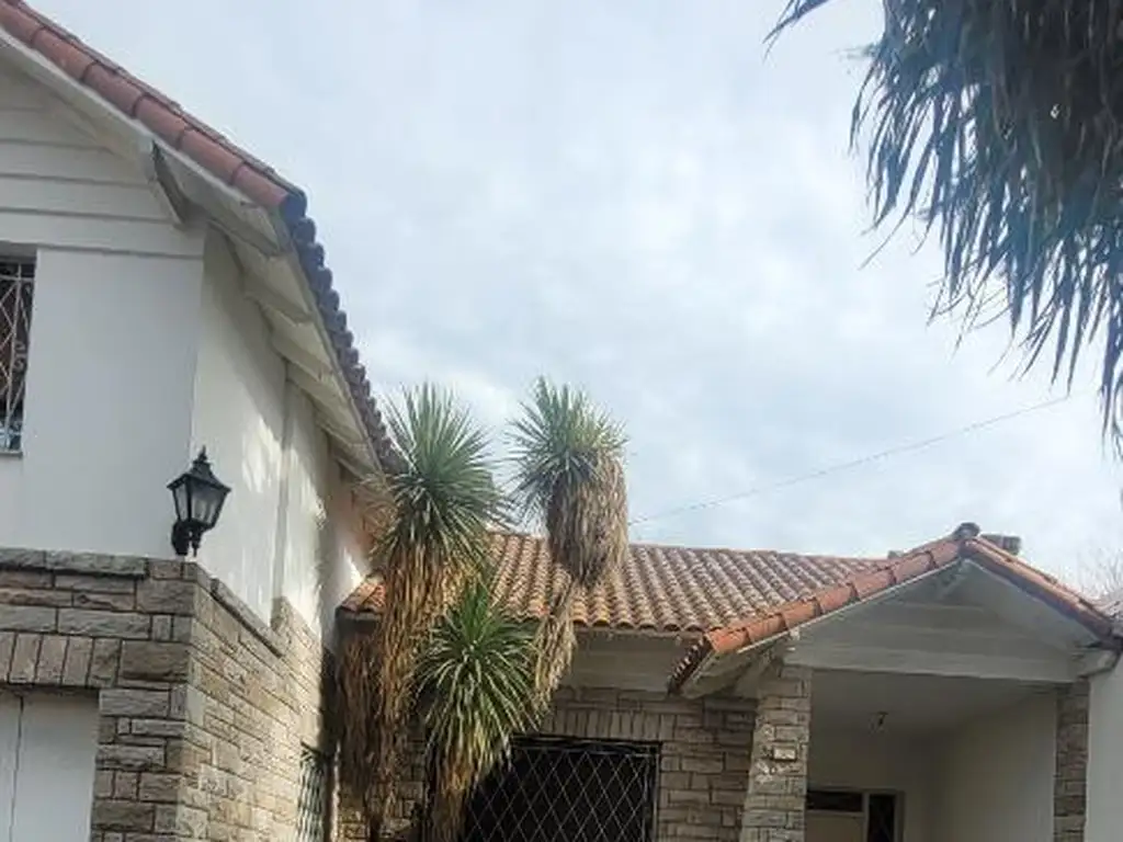 casa en venta en Castelar