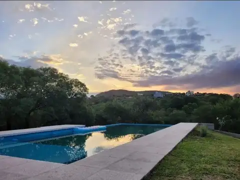 CASA EN ALQUILER TIERRALTA, MALAGUEÑO (AMOBLADA)