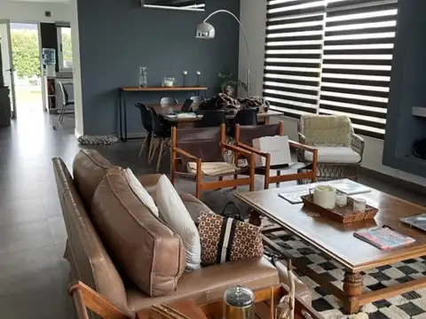 Casa en Venta con cochera