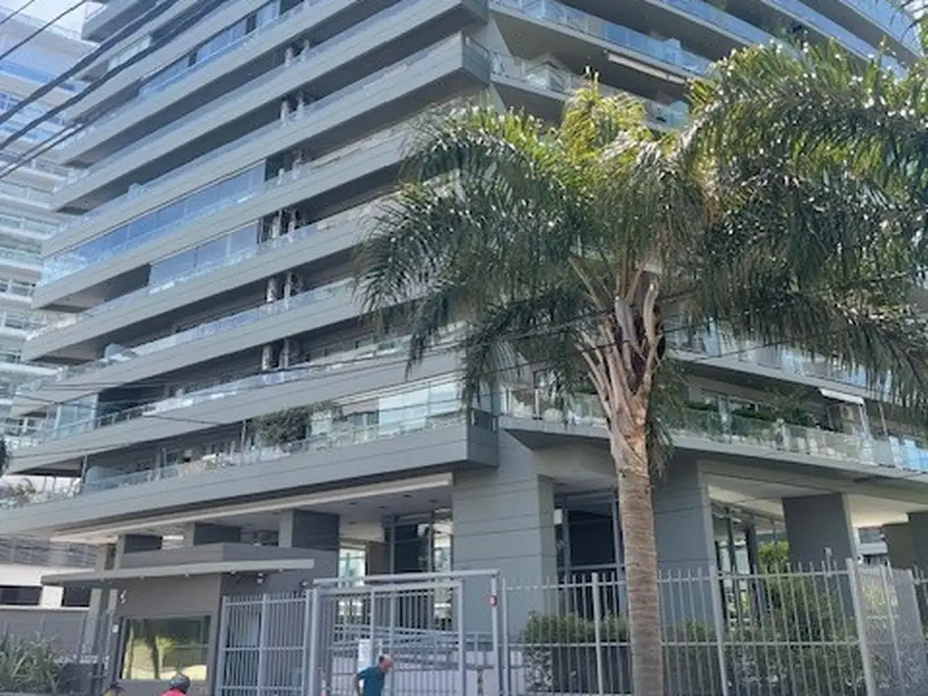 Olivos Bajo (Edificio: Torre Mayor) Excelente 2 Amb con Cochera y Vista Al Rio