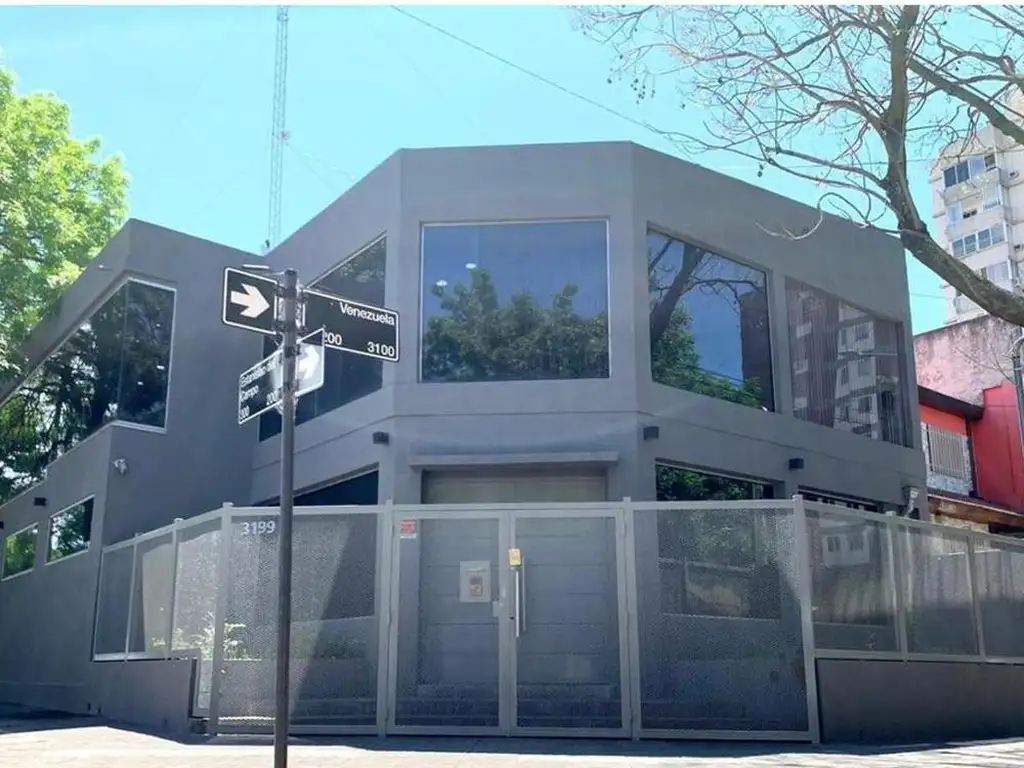 VENTA OFICINA COMERCIAL 472m2 / RENOVADA A NUEVO / VICENTE LOPEZ