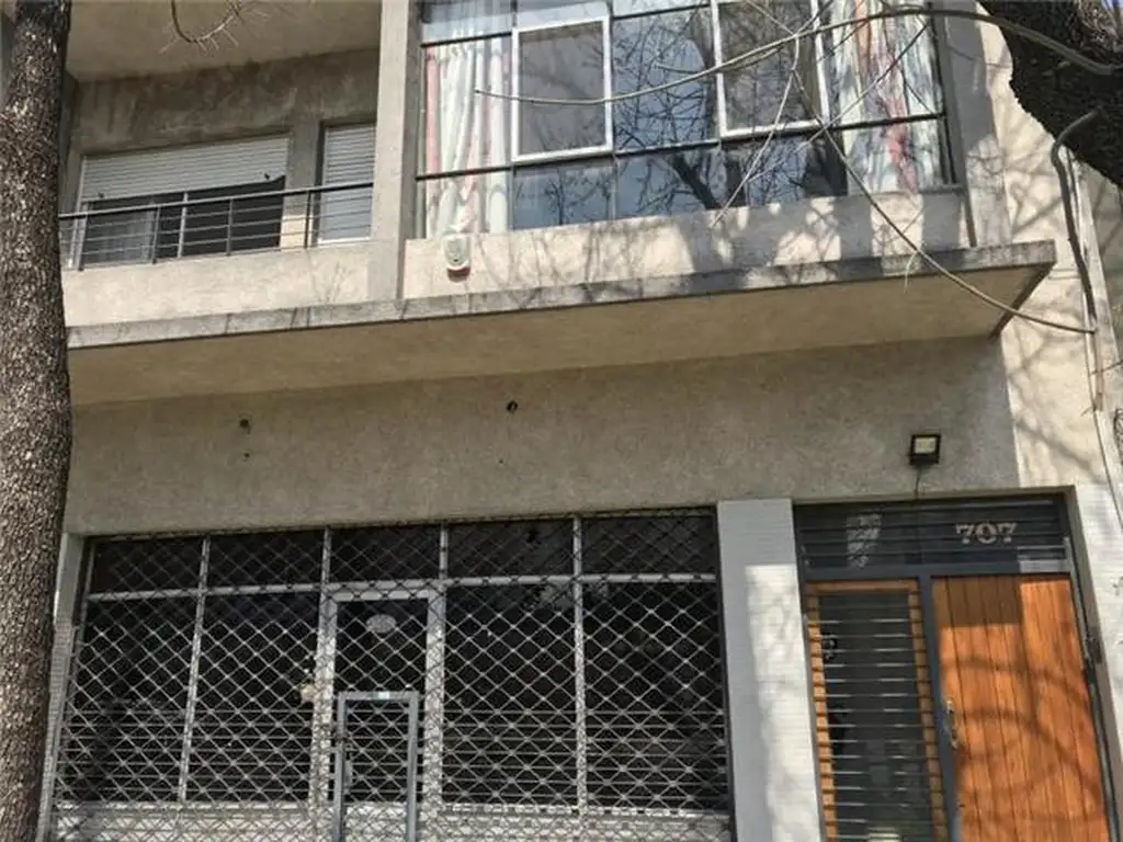 DEPARTAMENTO 3 DORMITORIOS - BANFIELD - ESTE, GRAN BS. AS. SUR