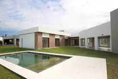 Casas en venta a estrenar en Lomas de City Bell