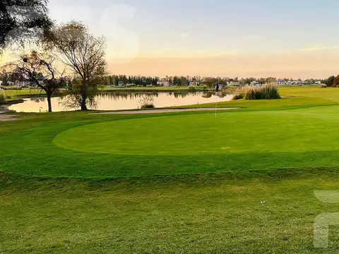 LOTE CON FONDO AL GOLF EN VENTA BARRIO SAN ELISEO GOLF - Foto 0