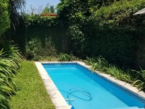 Casa en venta en complejo cerrado, con Renta