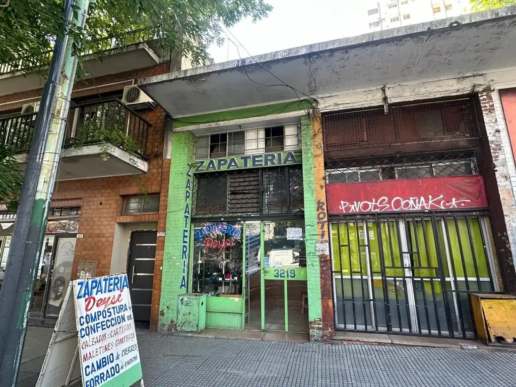 Local en venta sobre avenida