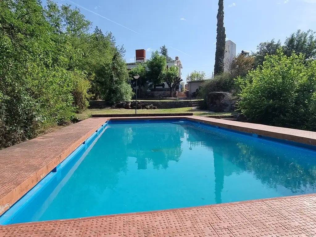 Casa Venta 6 ambientes, 202m2, Casa Bº La Quinta 308, La Quinta Argenprop