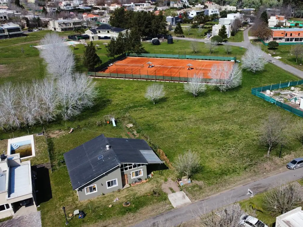 Terreno central en  Barrio privado Cardales Village