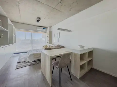 Departamento en Venta al E